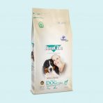 BonaCibo Adult Dog Form is formulated with fresh, high quality ingredients to provide controlled & healthy weight management for senior or overweight adult dogs. Added antioxidant vitamin & plant extracts support the body’s health during weight loss.